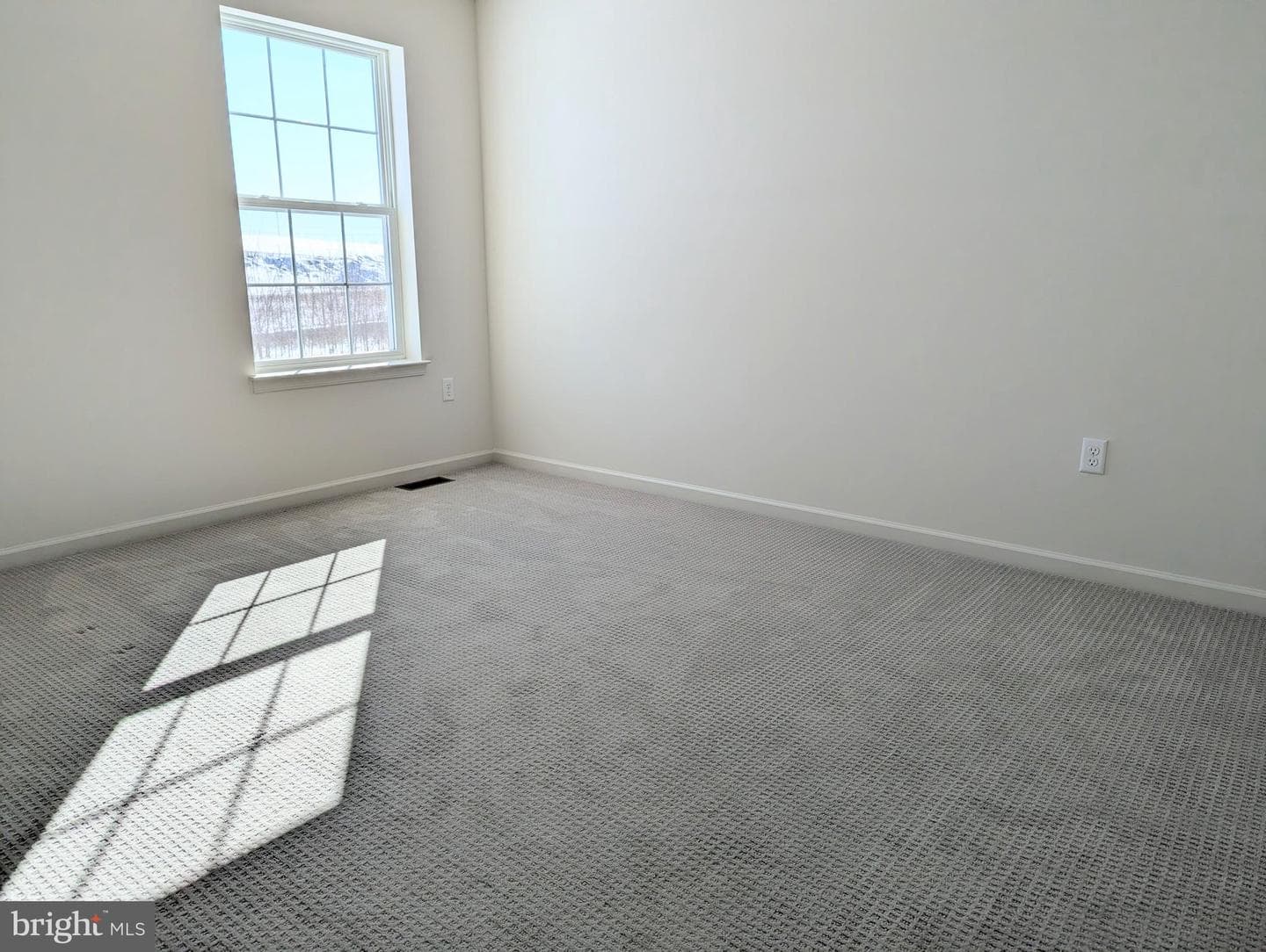 206 Kephart Street photo 31