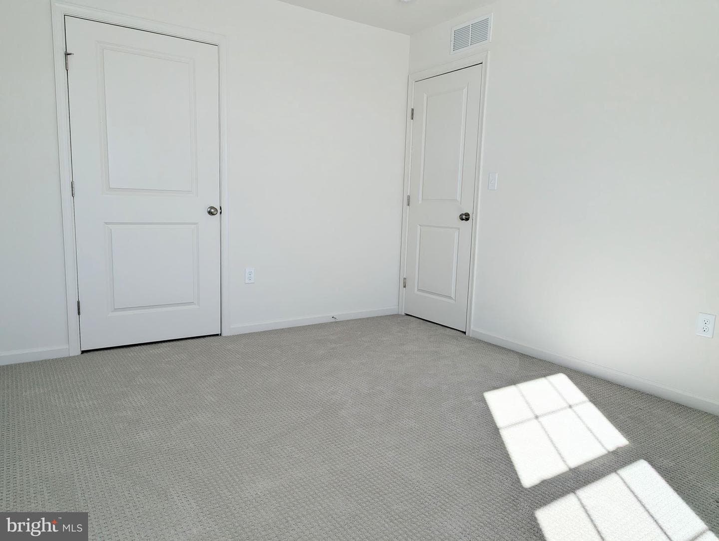 206 Kephart Street photo 32