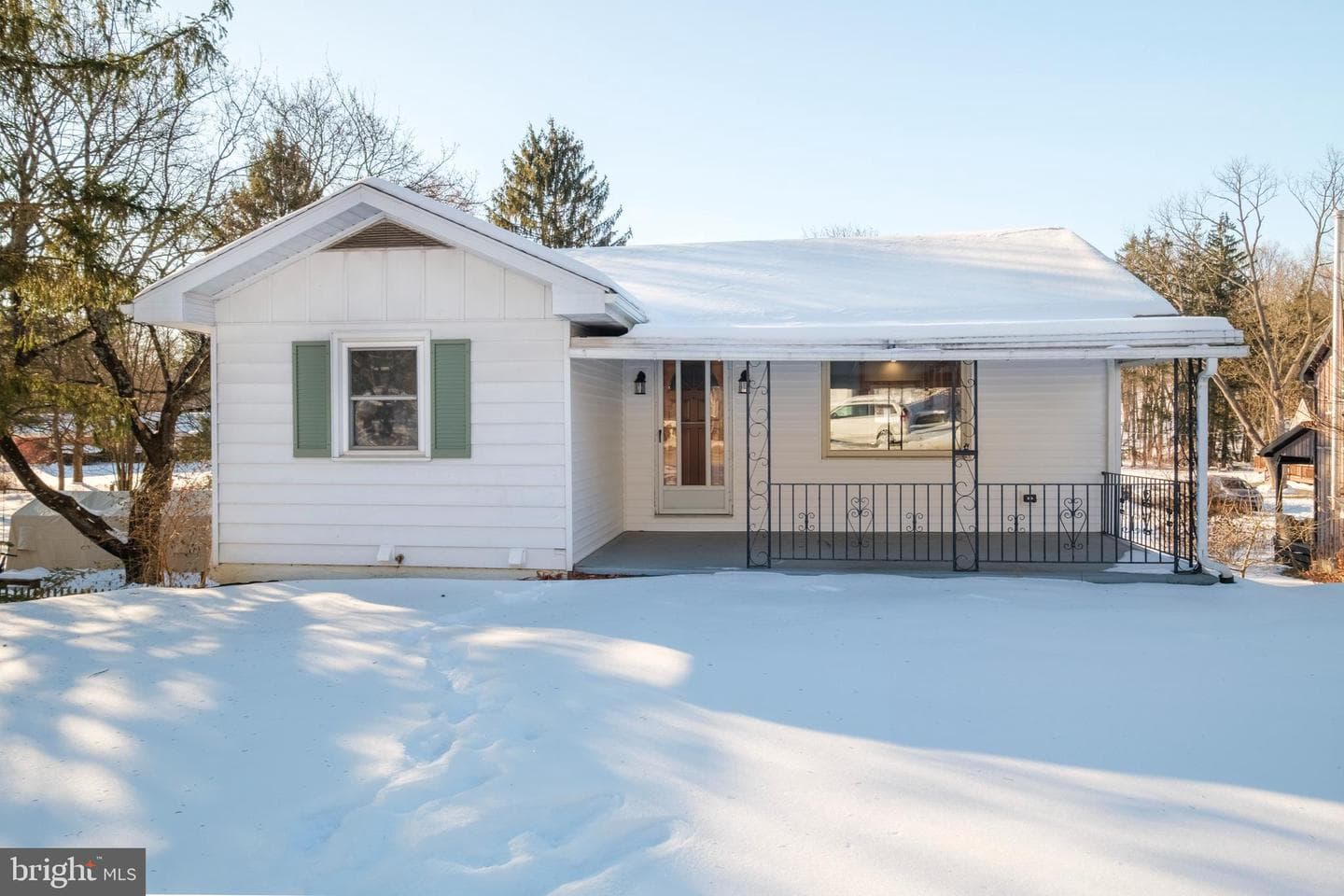 522 Pike Street