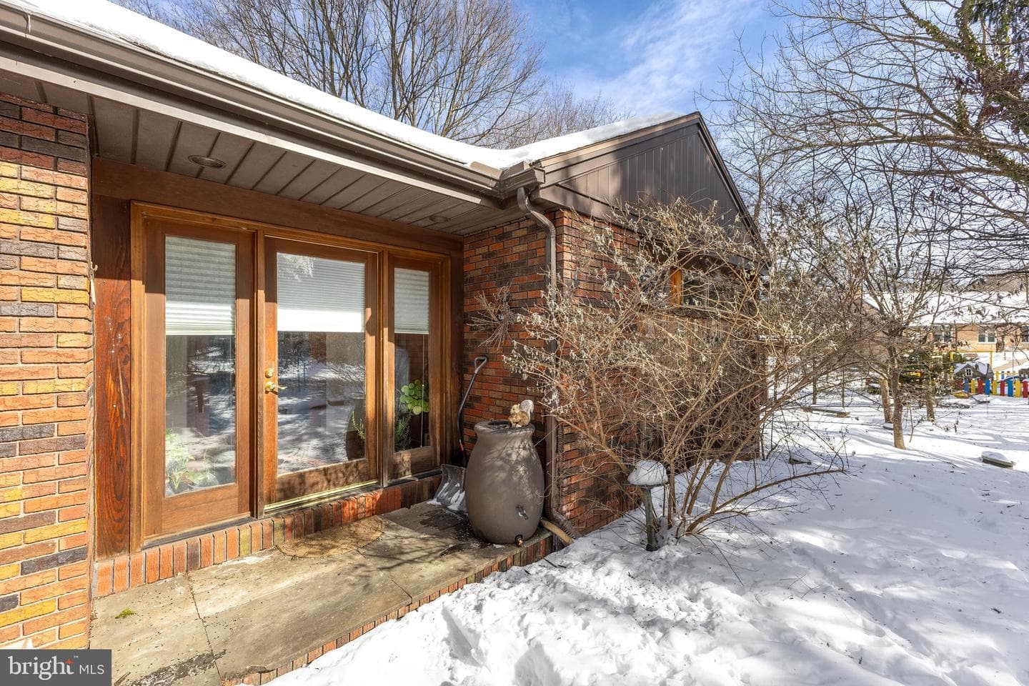 612 Holly Court photo 3