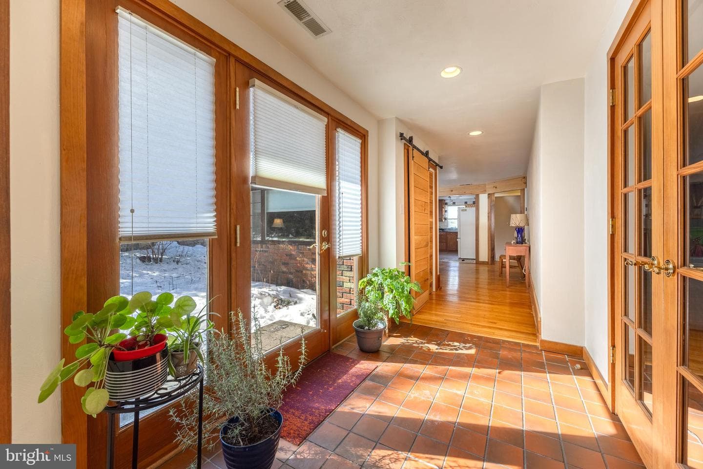 612 Holly Court photo 6