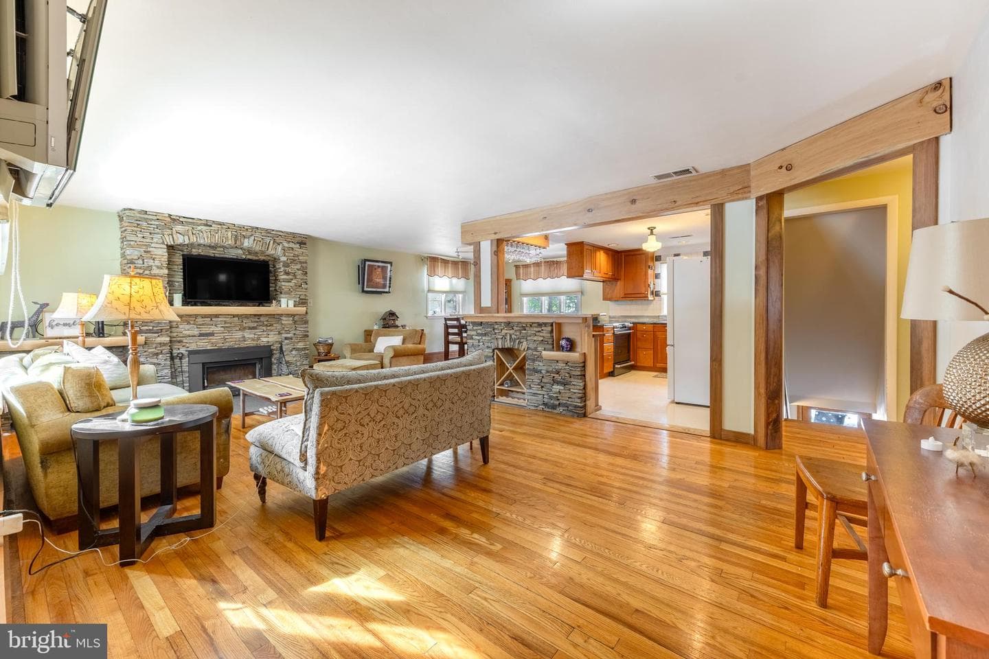 612 Holly Court photo 8