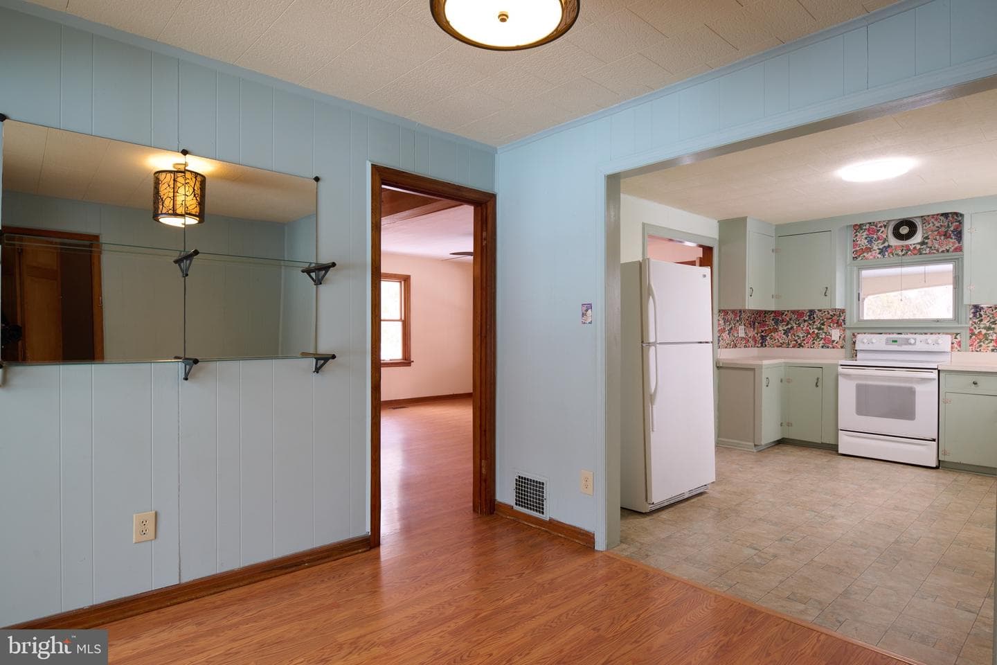 320 Loop Road photo 30