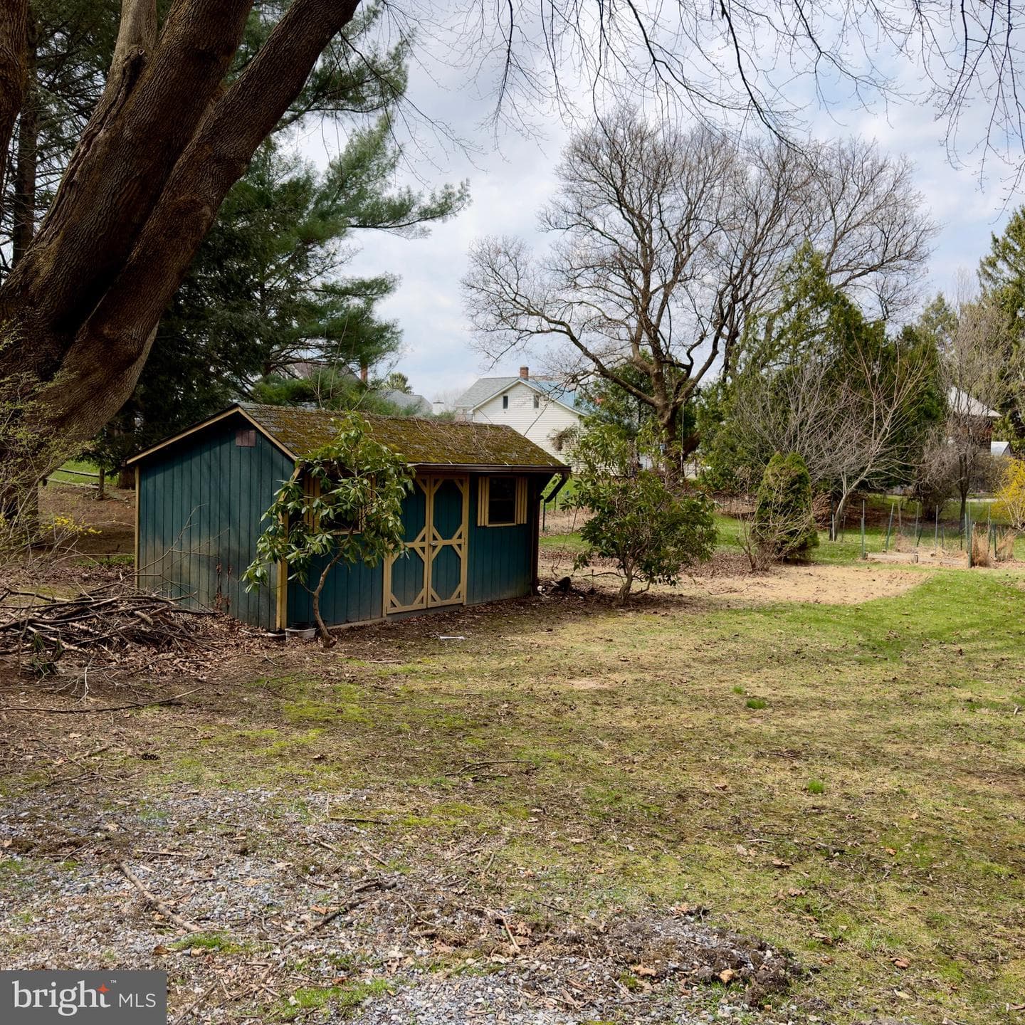 320 Loop Road photo 9