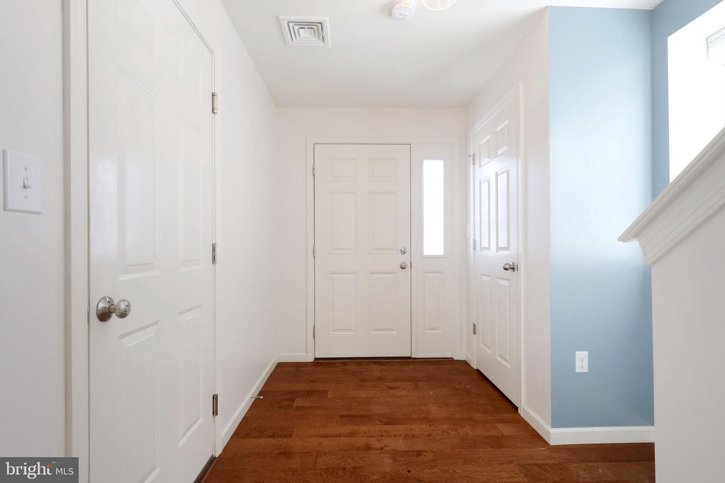 190 Kestrel Lane photo 4