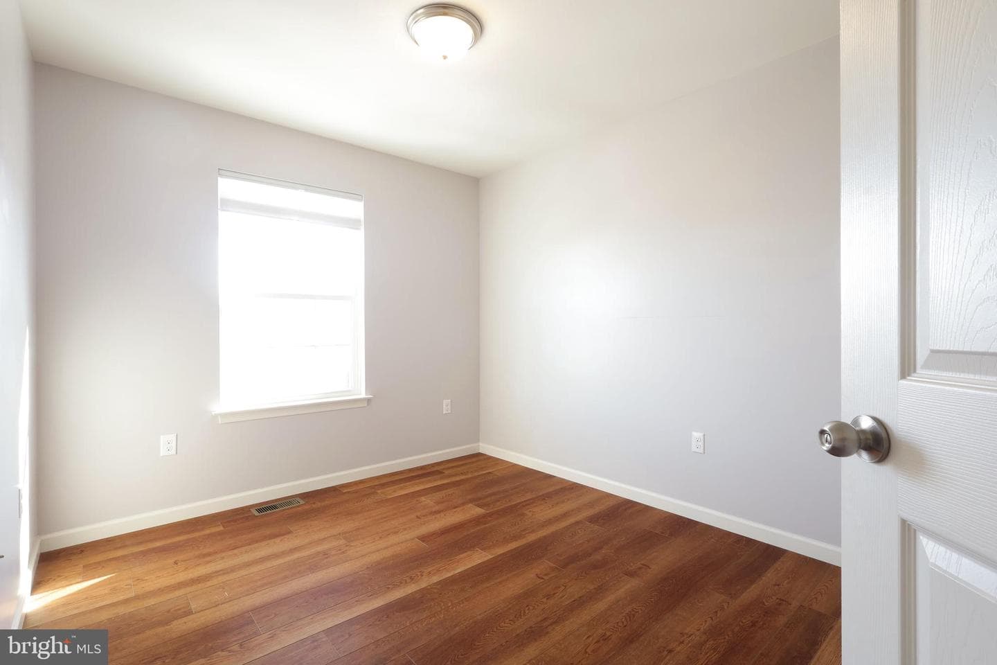 190 Kestrel Lane photo 41