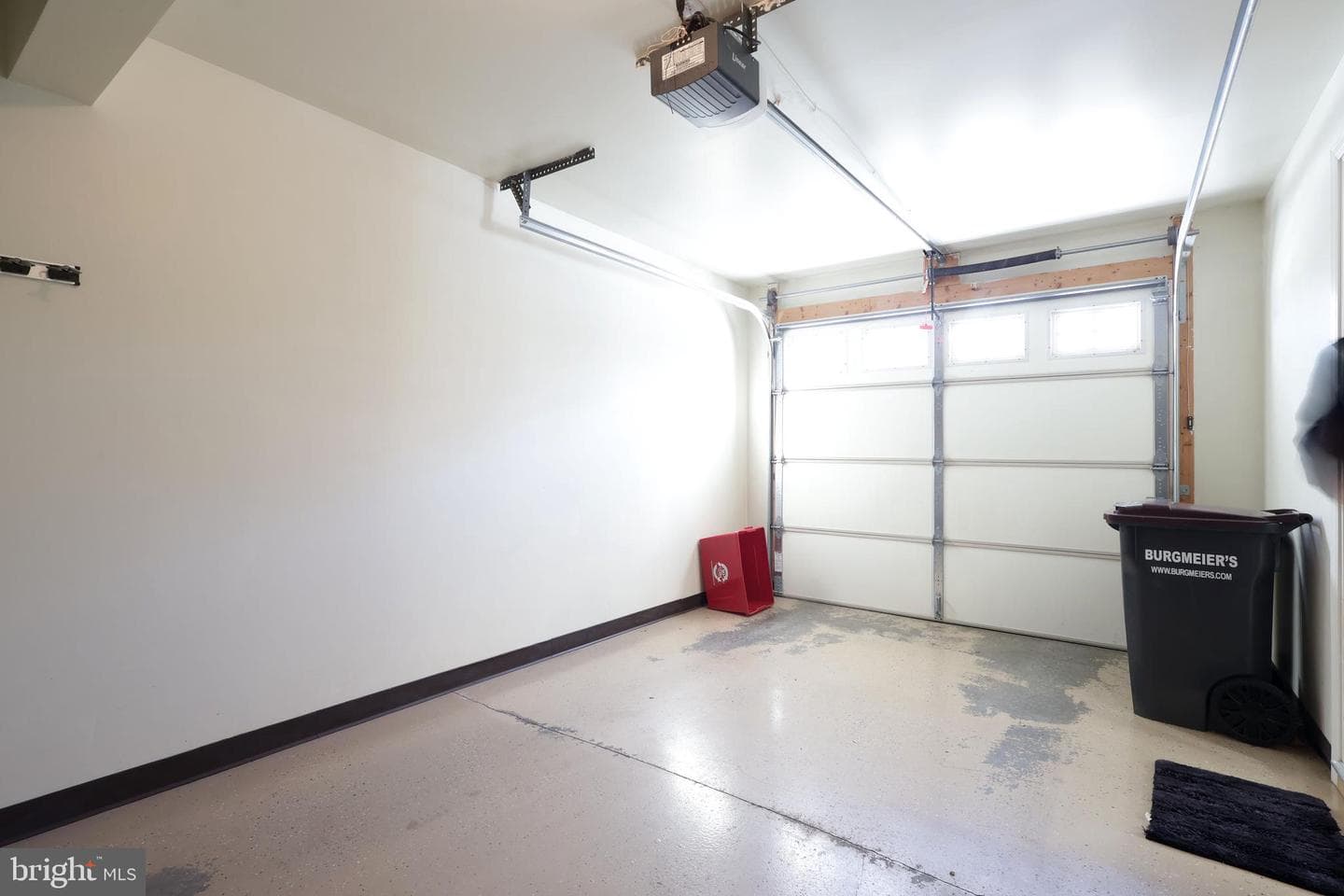 190 Kestrel Lane photo 49