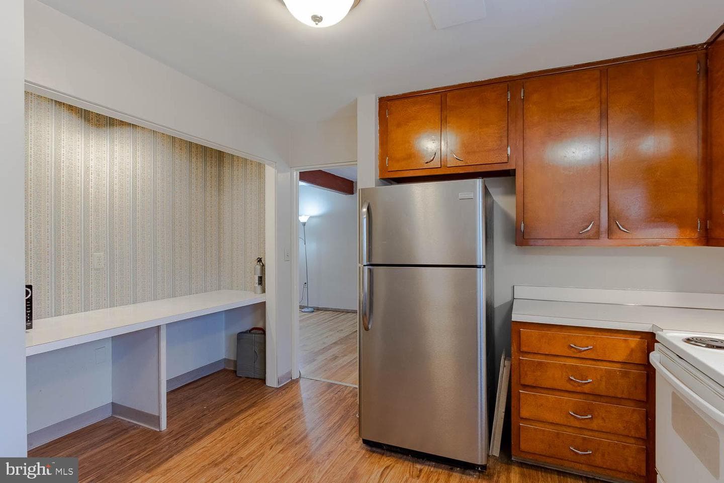 712 D W Beaver Avenue photo 11