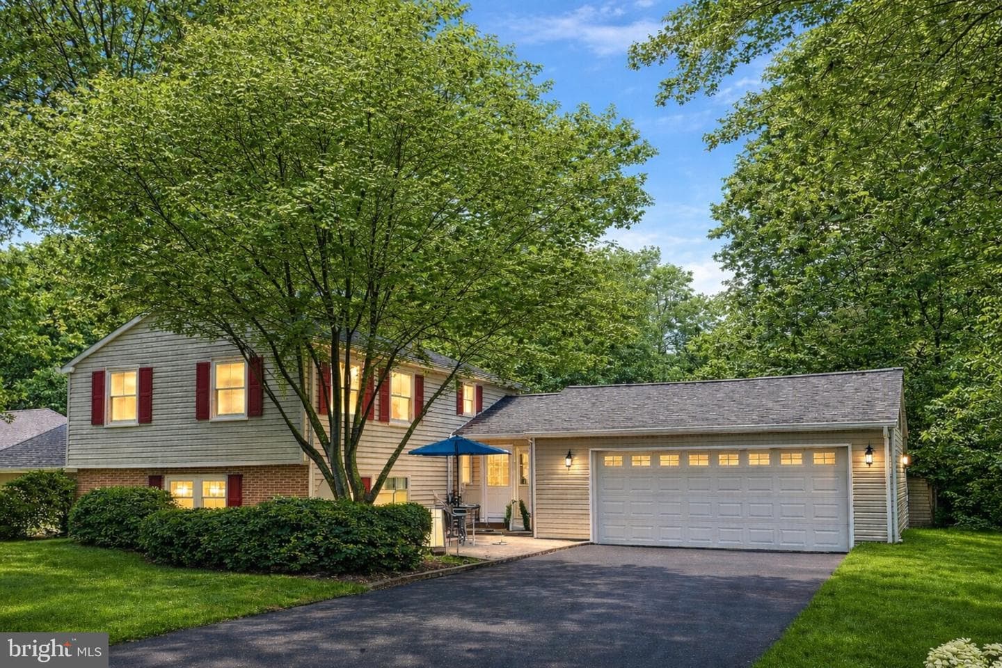 552 Lanceshire Lane photo 1