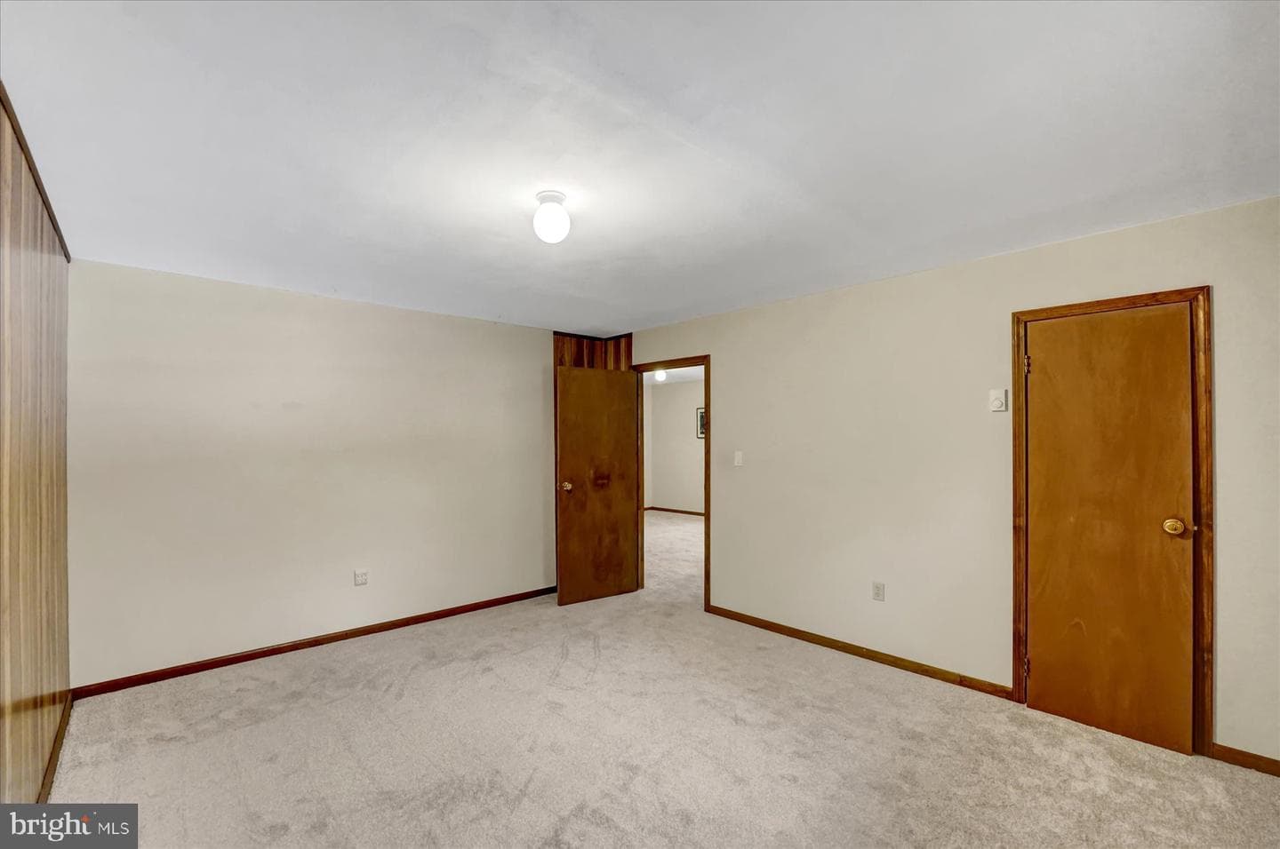 552 Lanceshire Lane photo 33