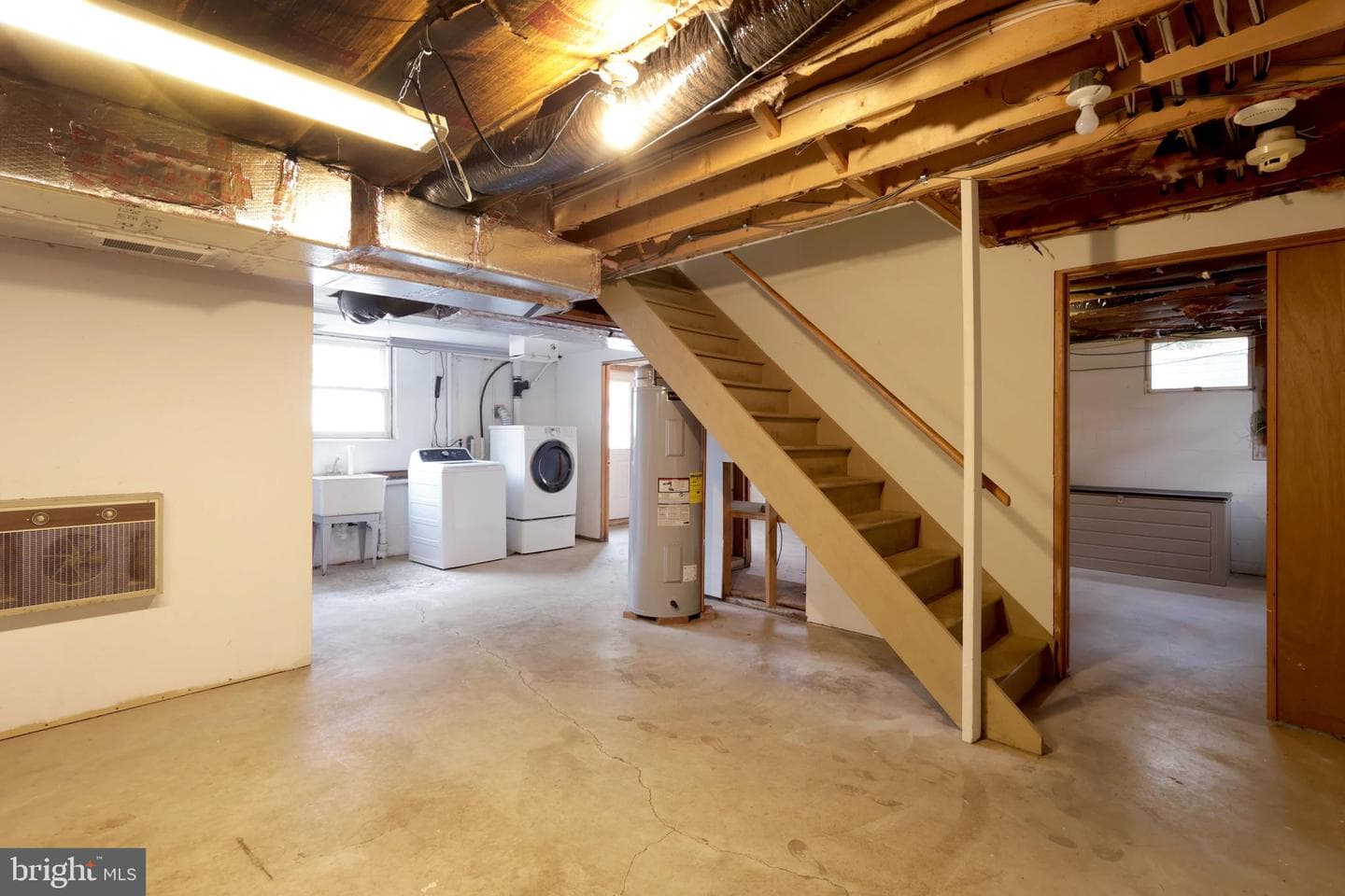 1027 Greenbriar Drive photo 40
