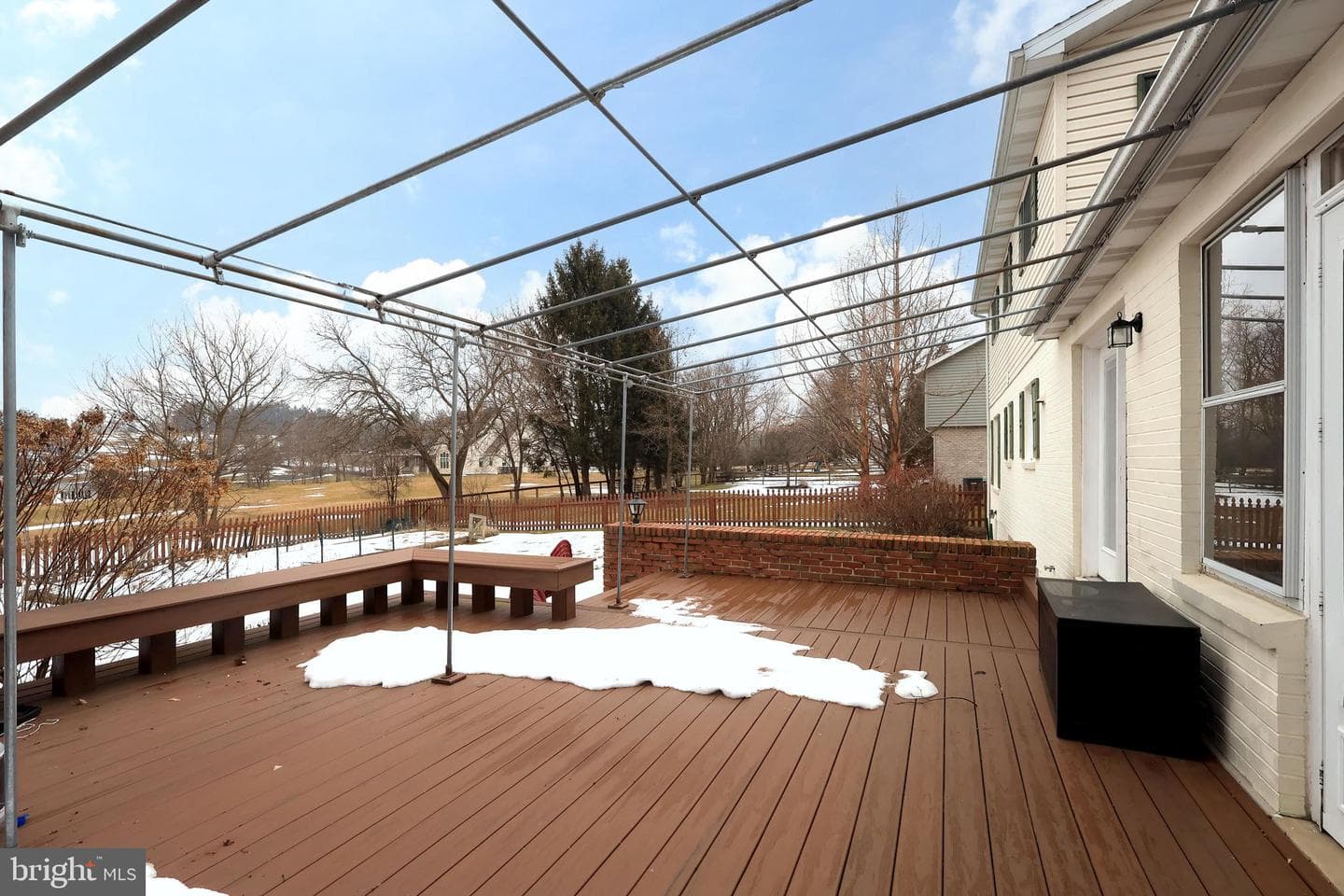 1027 Greenbriar Drive photo 44