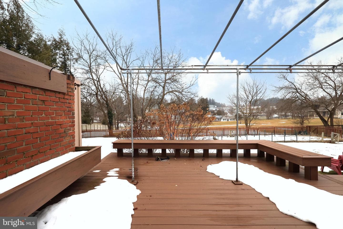 1027 Greenbriar Drive photo 45