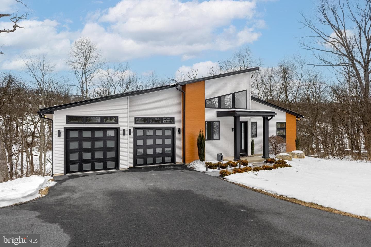 1317 E Branch Road photo 3