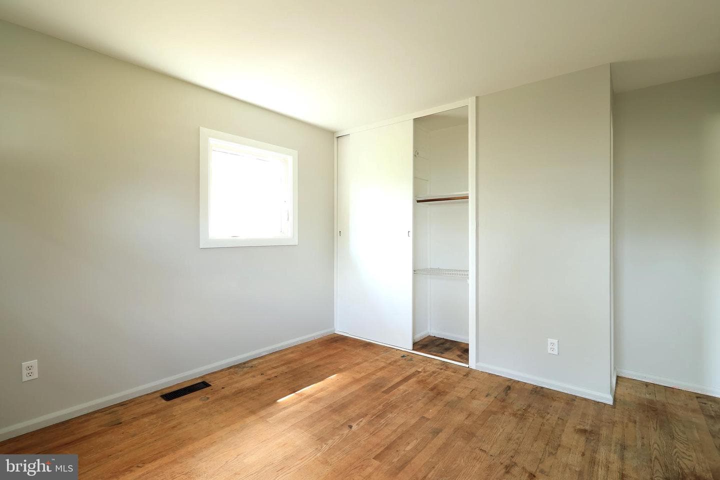 126 W South Hills Avenue photo 11