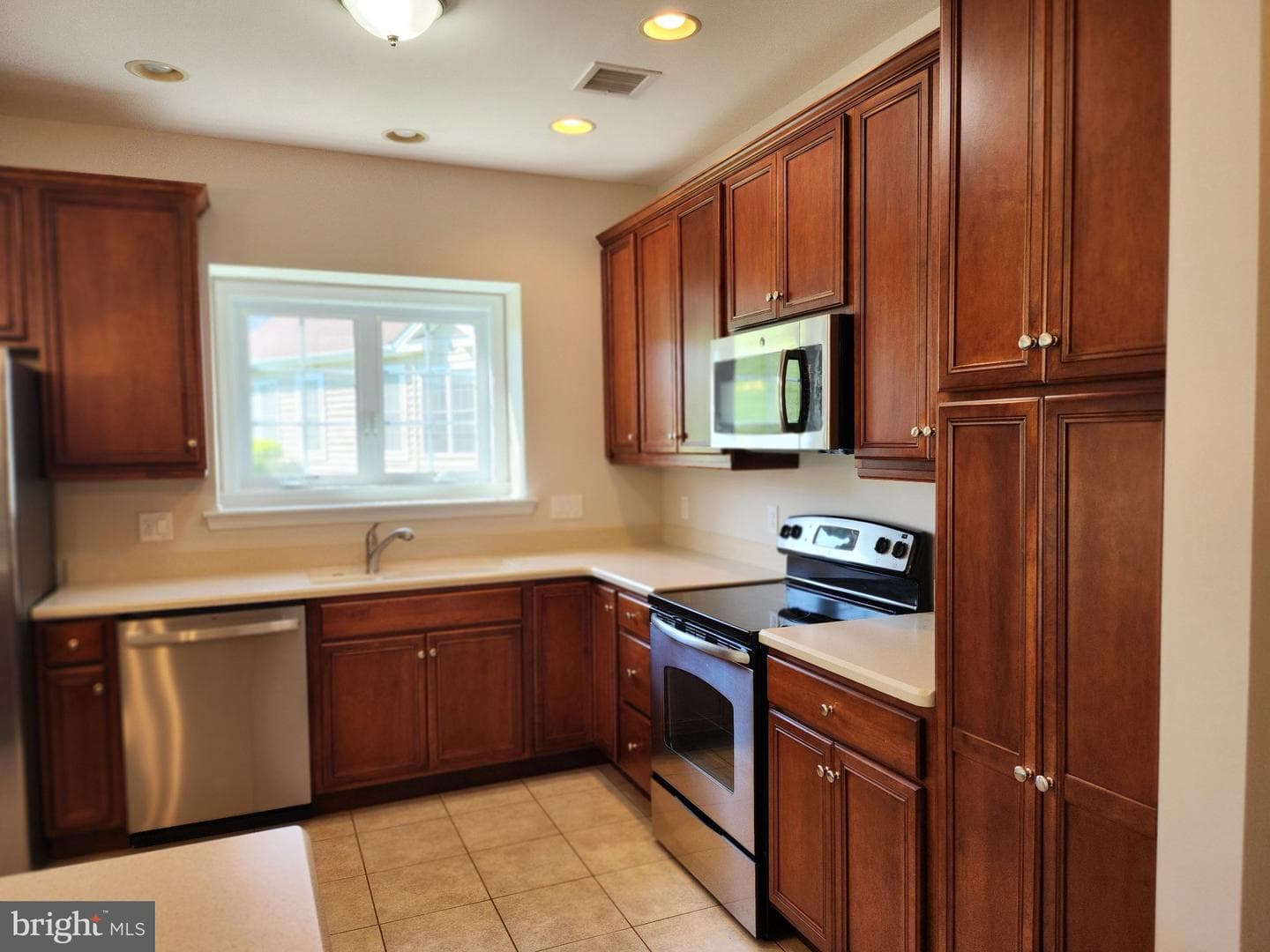 117 Glory Way photo 2