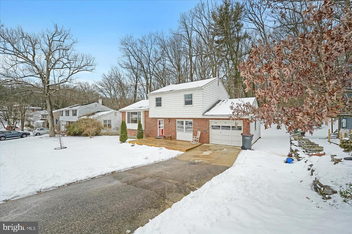 2120 N Oak Lane photo 3