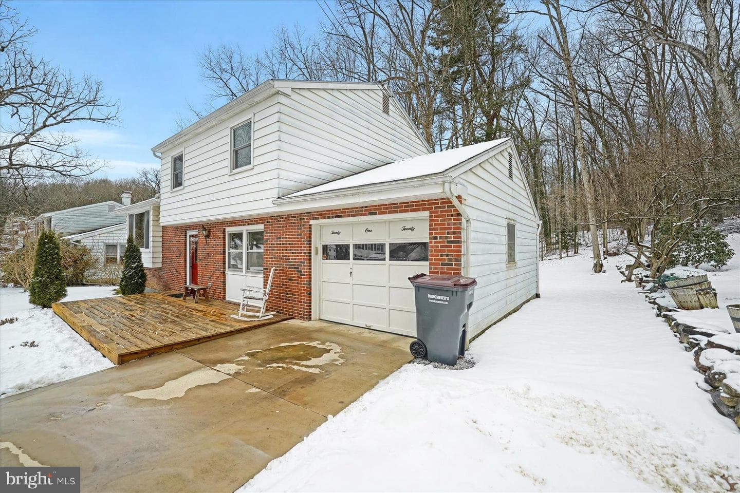 2120 N Oak Lane photo 6