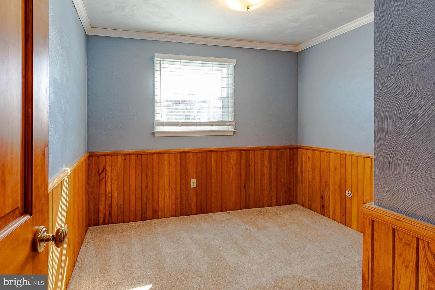 1096 Saxton Drive photo 26