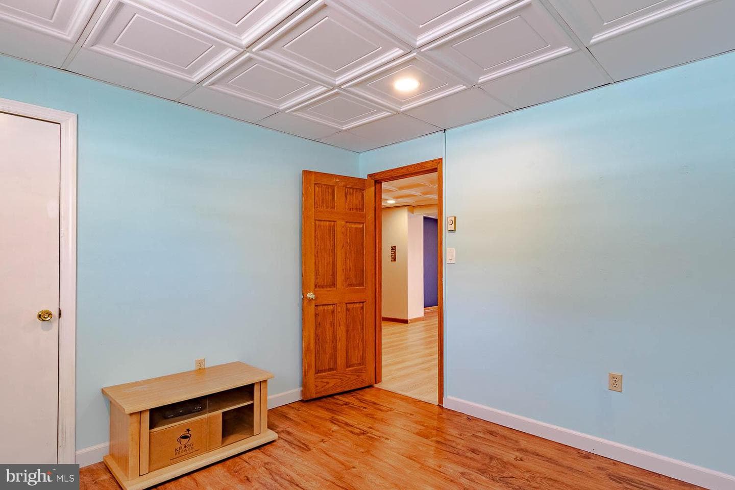 1096 Saxton Drive photo 30