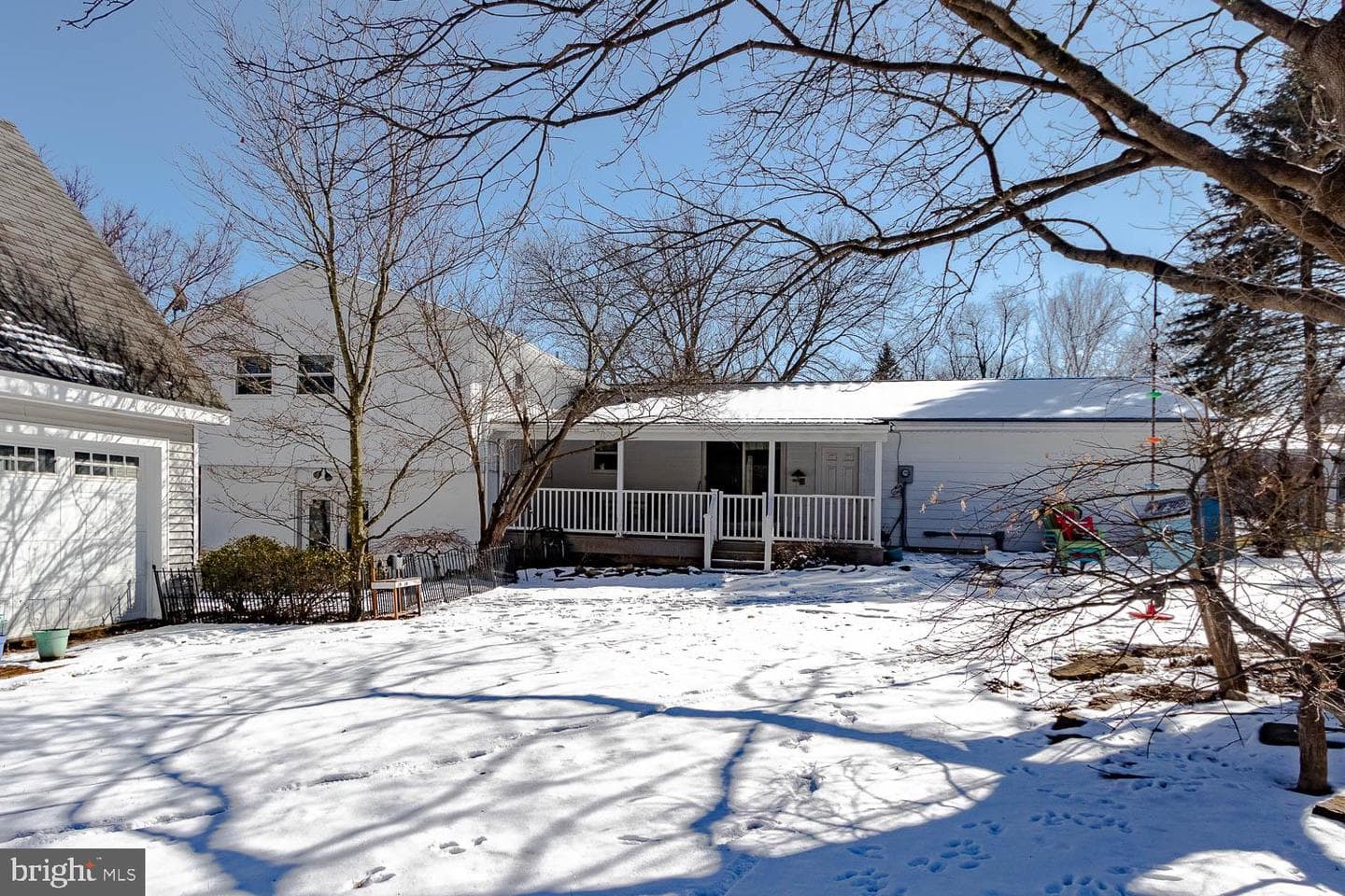 1096 Saxton Drive photo 41