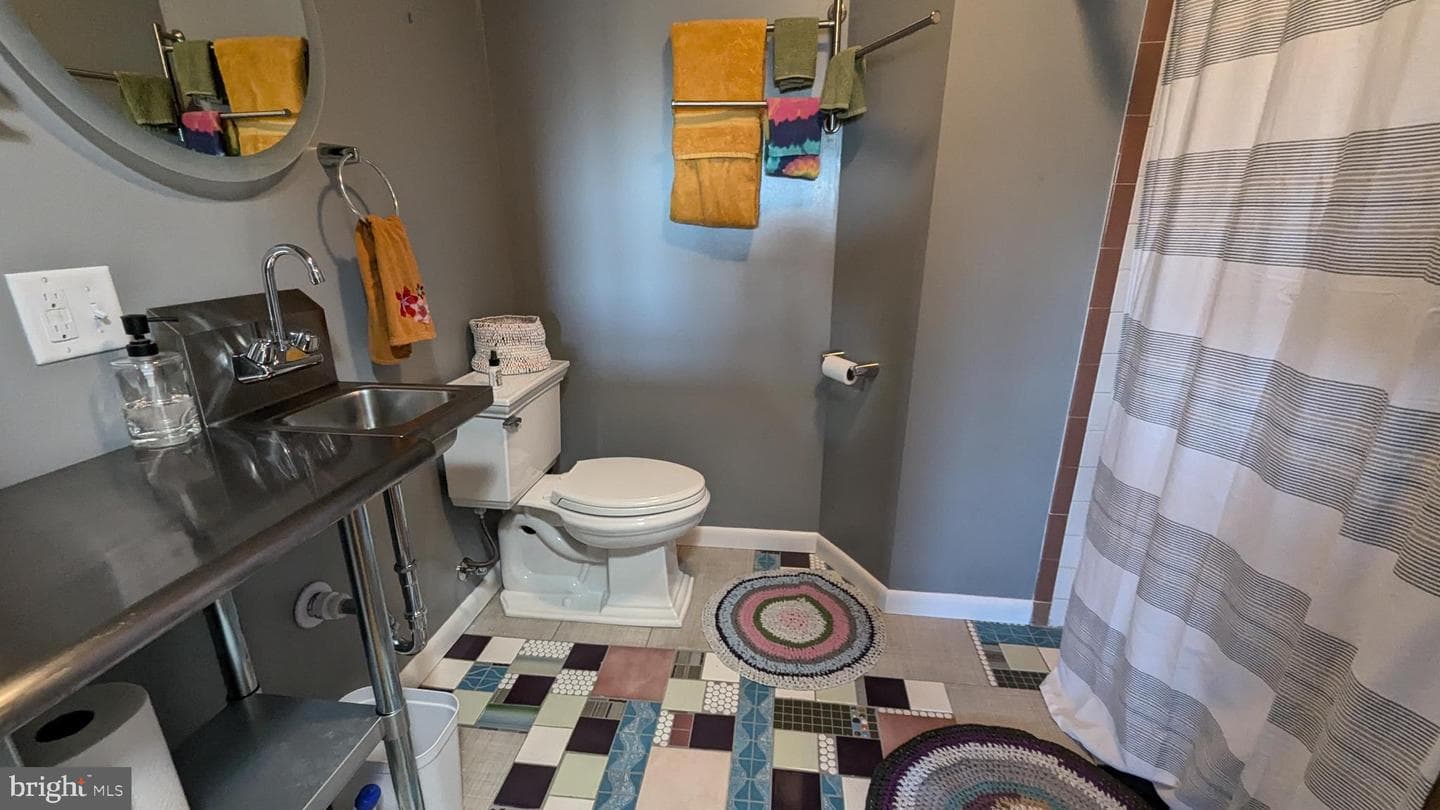 429 Simpson Street photo 18