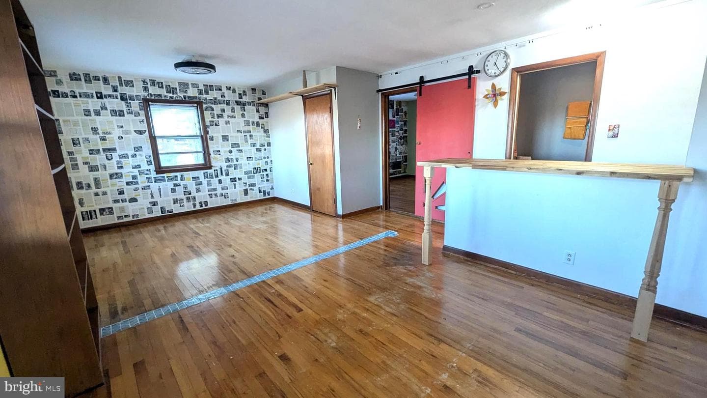 429 Simpson Street photo 21