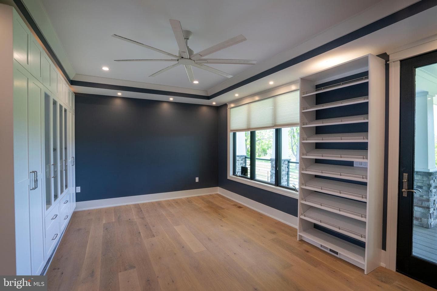 373 W Crestview Avenue photo 55