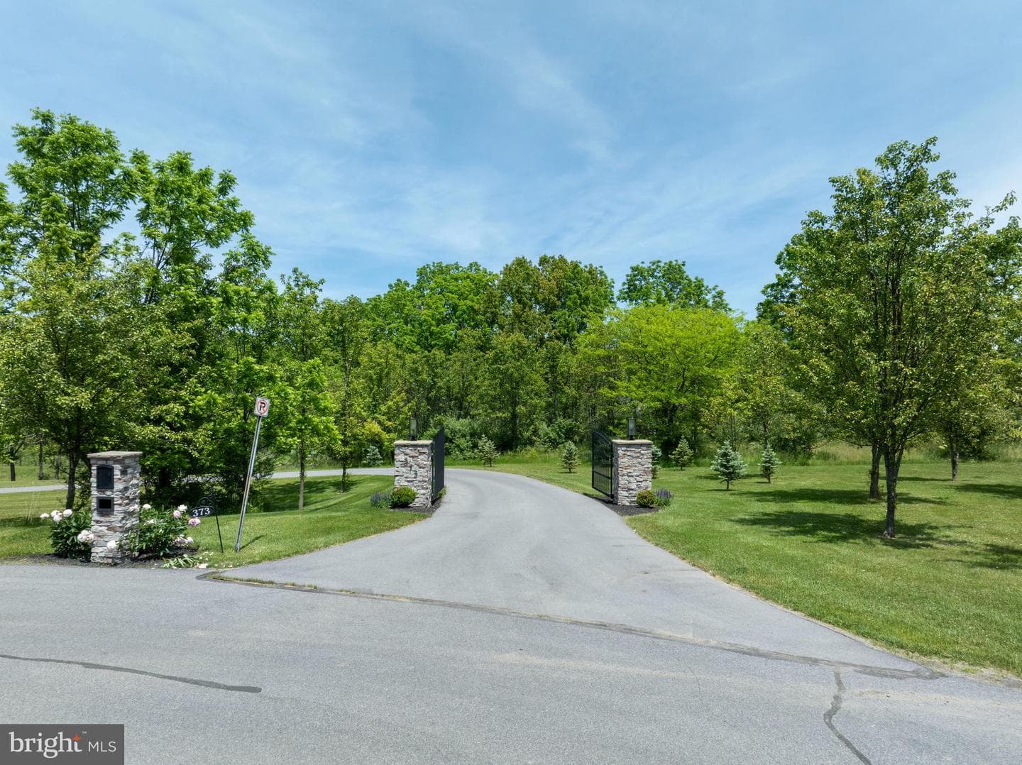 373 W Crestview Avenue photo 93