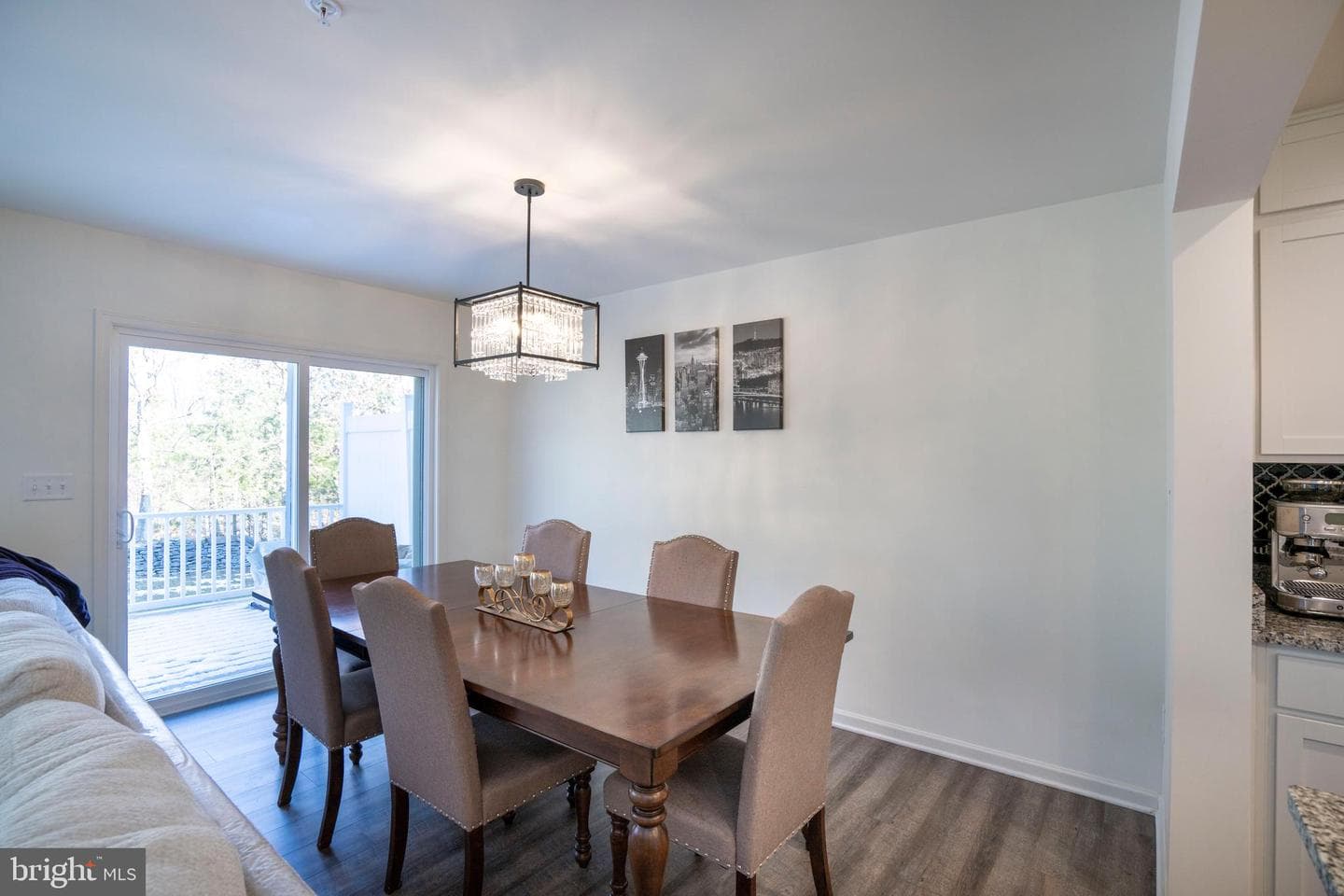 266 Isabella Circle photo 14