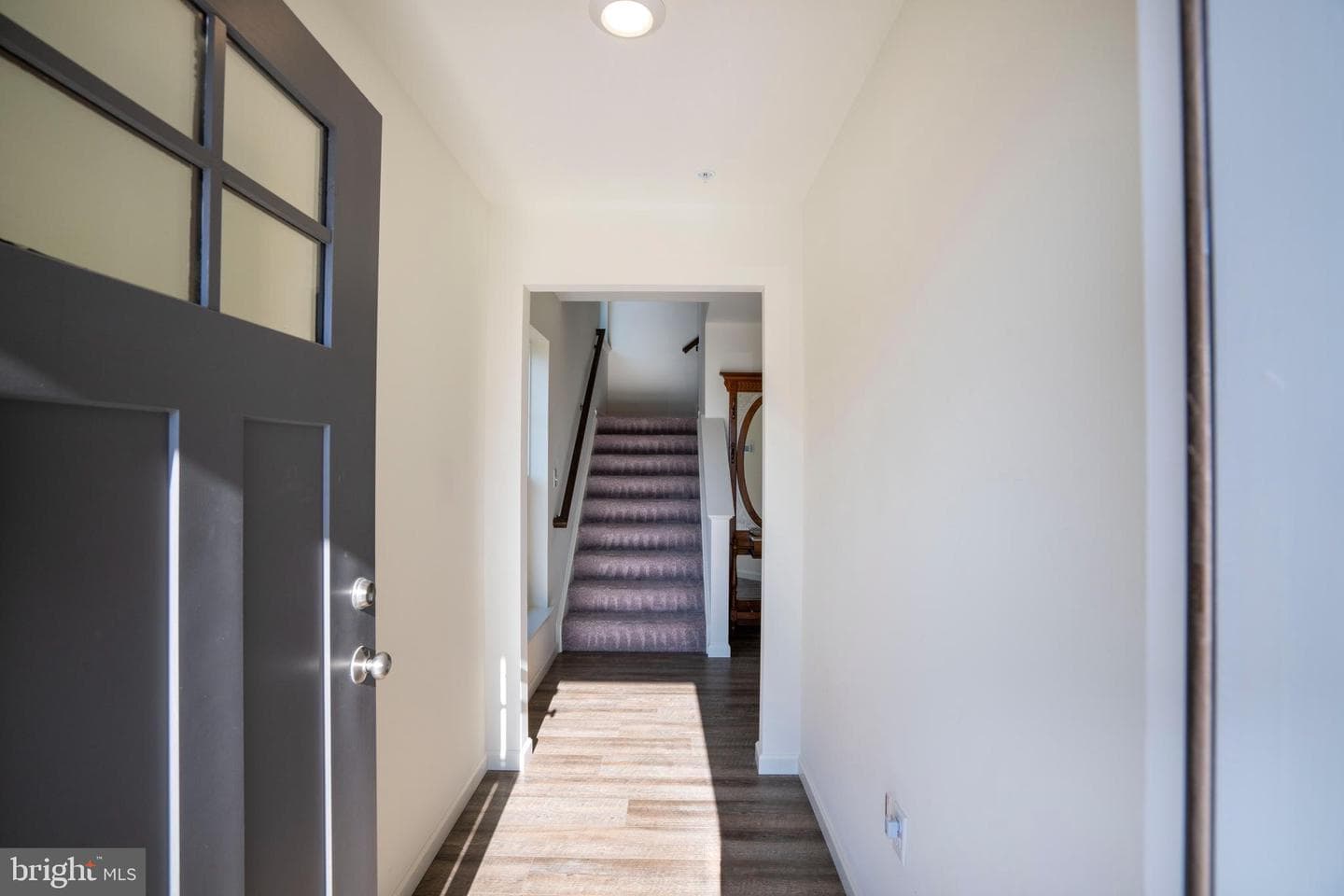 266 Isabella Circle photo 3