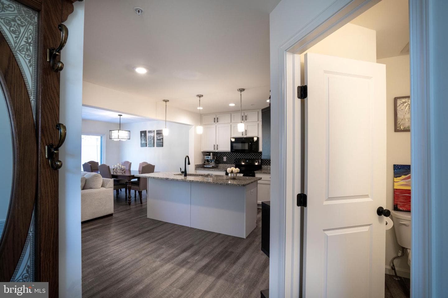 266 Isabella Circle photo 5