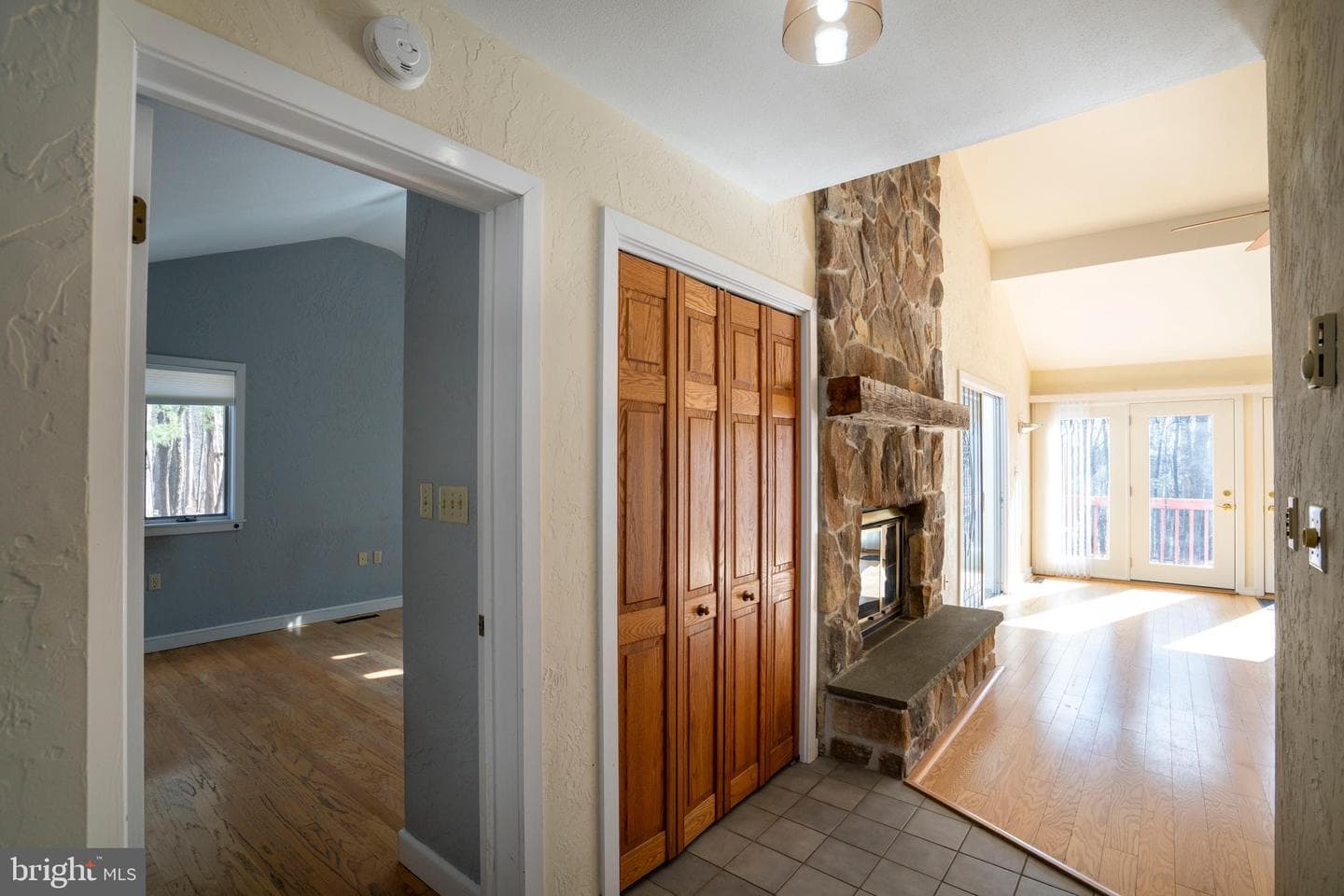 50 Toms Lane photo 14