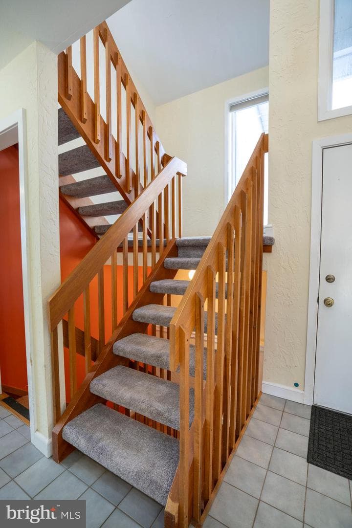 50 Toms Lane photo 46
