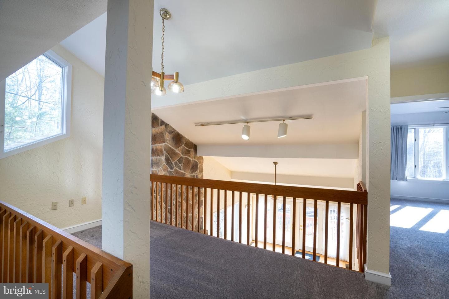 50 Toms Lane photo 48