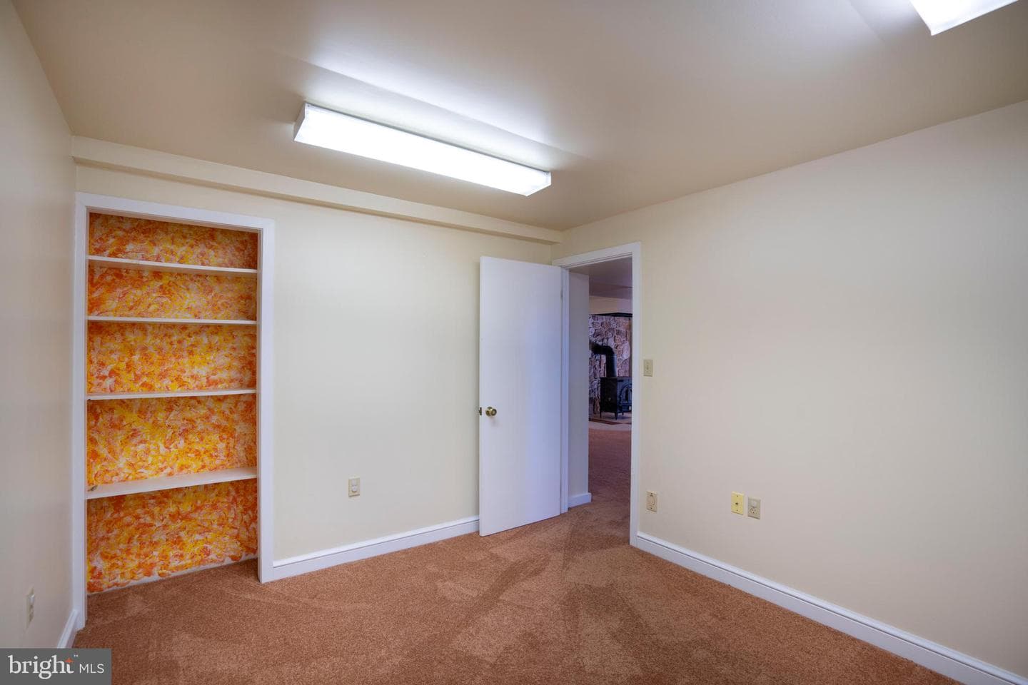 50 Toms Lane photo 68