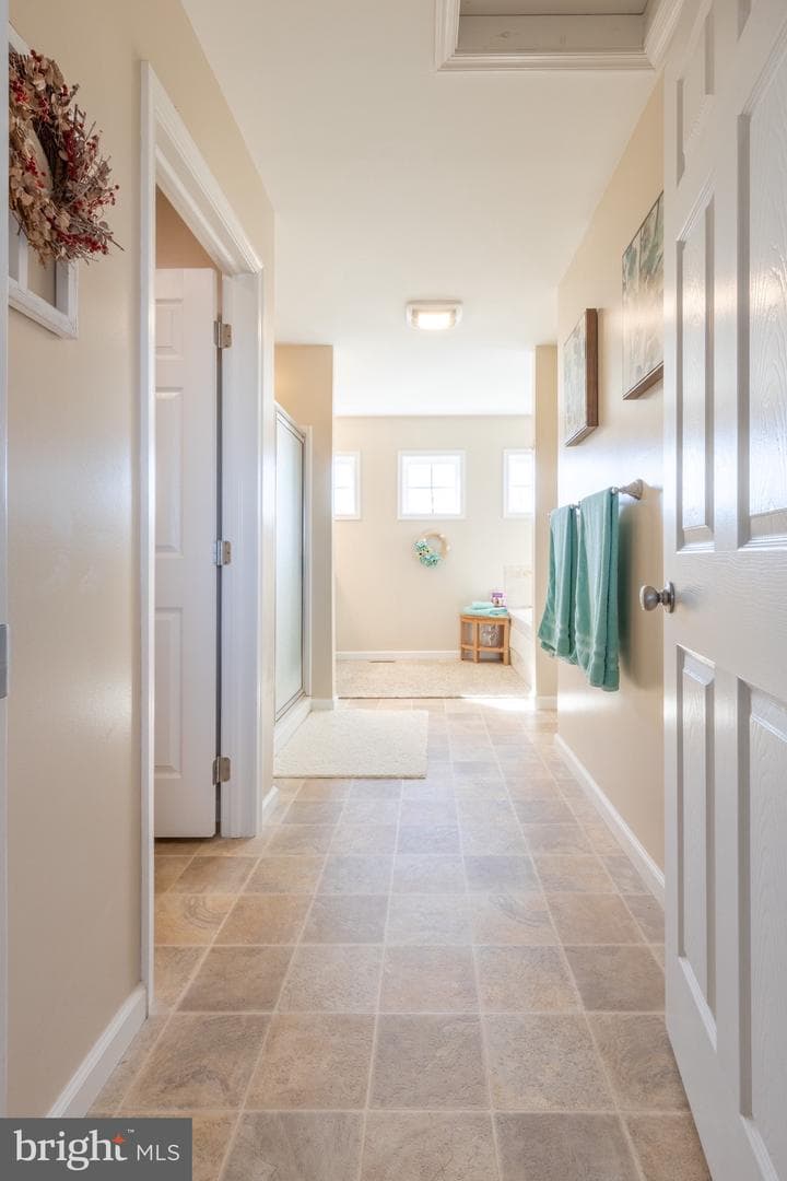 201 Jefferson Circle photo 13