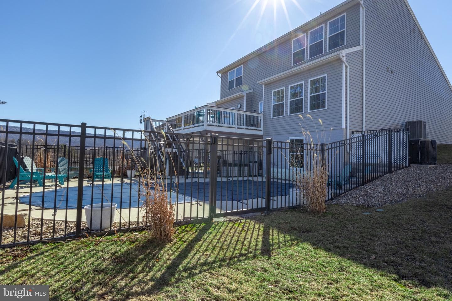 201 Jefferson Circle photo 4