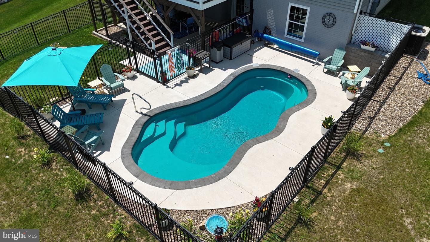 201 Jefferson Circle photo 6