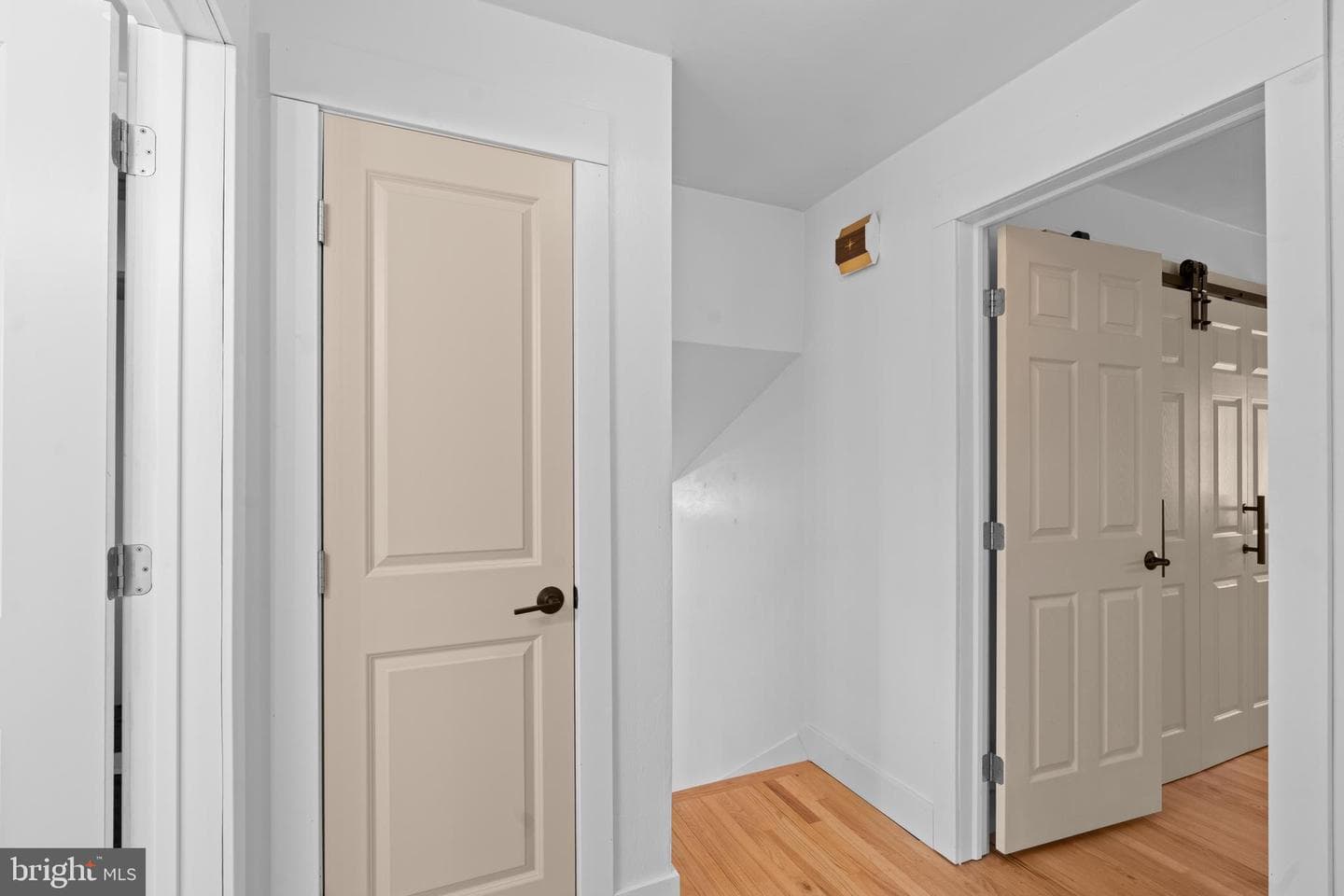 956 Shady Lane photo 32