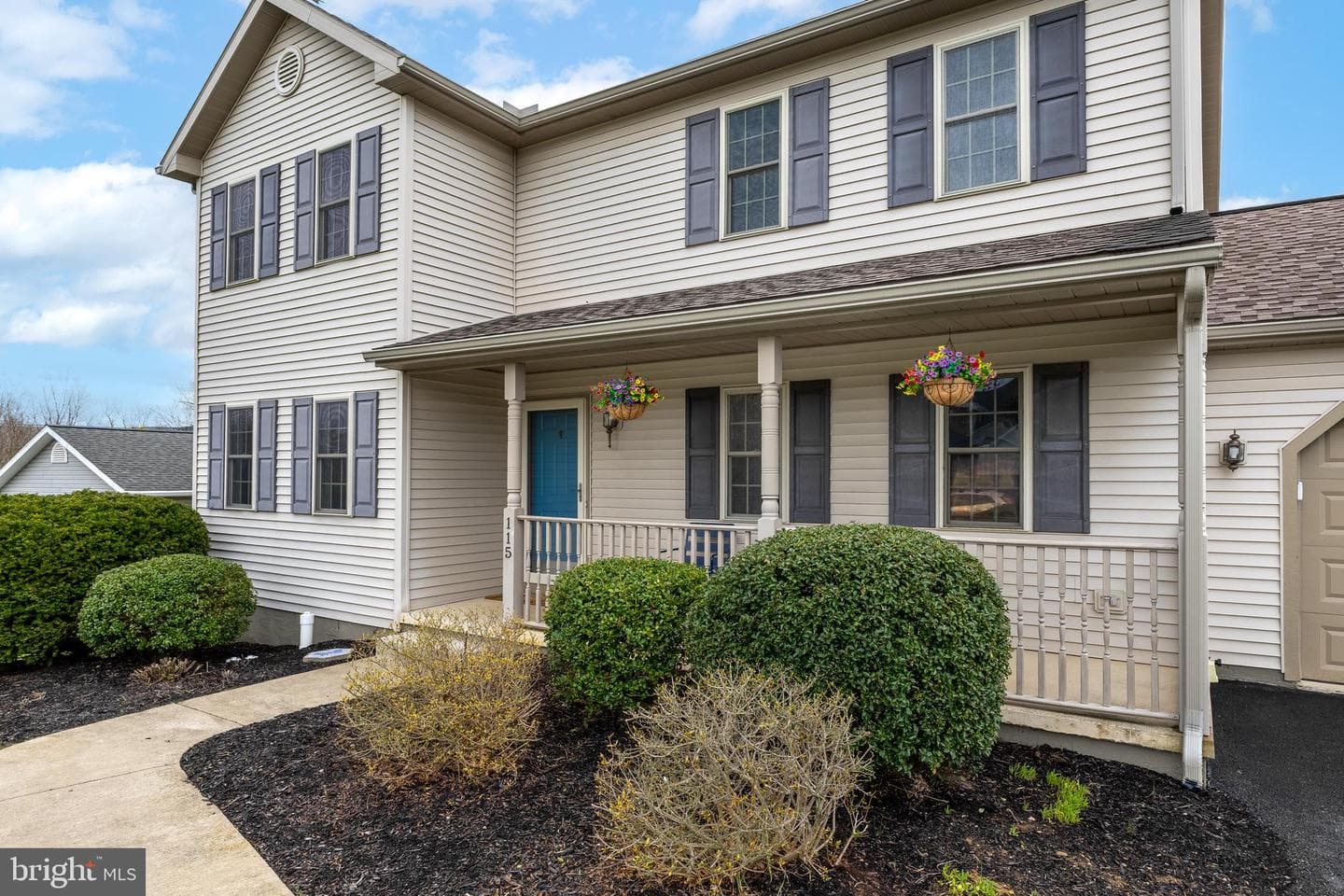 115 Quartz Drive photo 2