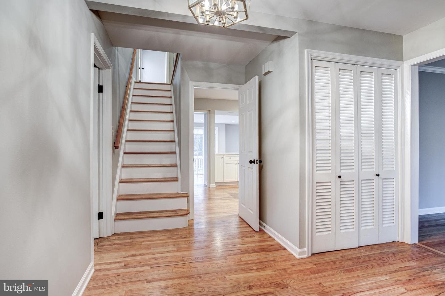 507 Shannon Lane photo 6