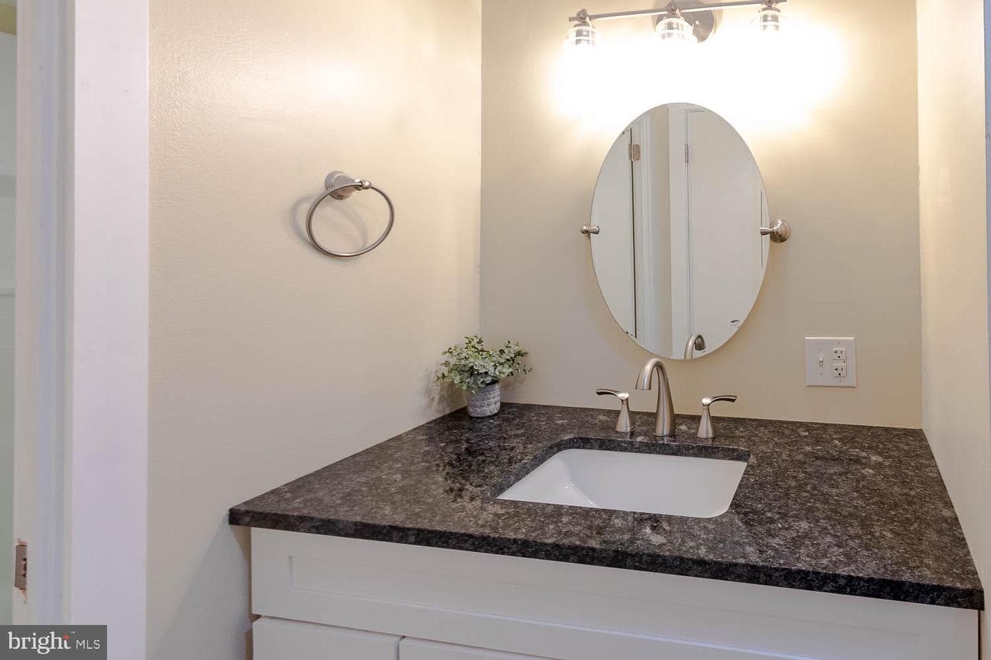 200 Highland Avenue #204 photo 15