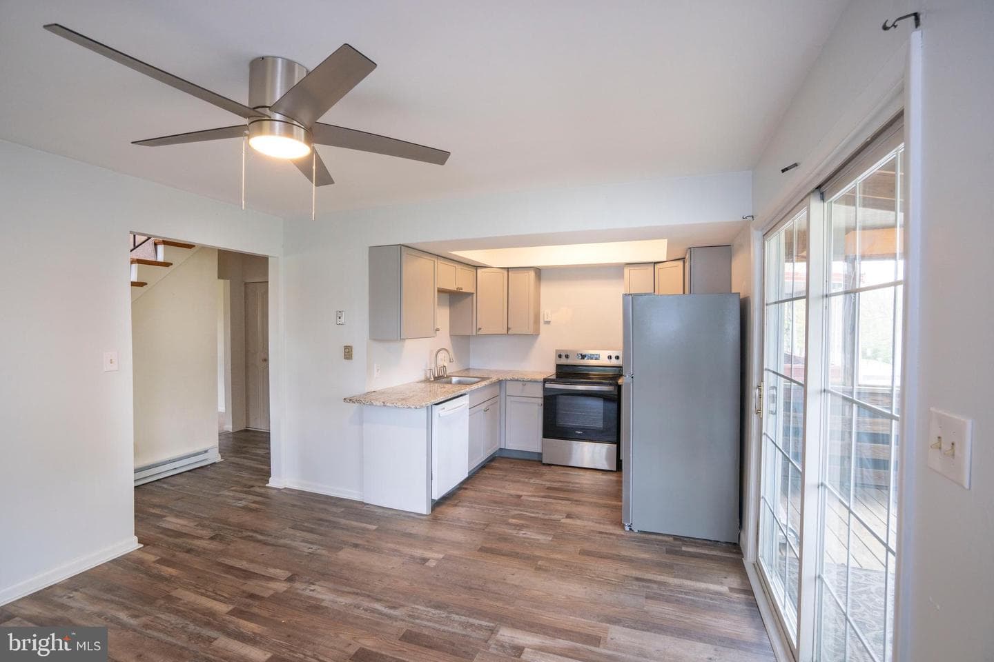 570 Galen Drive photo 14
