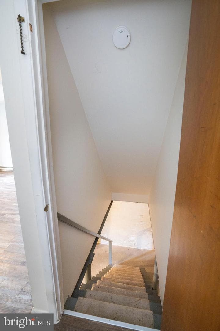 570 Galen Drive photo 32
