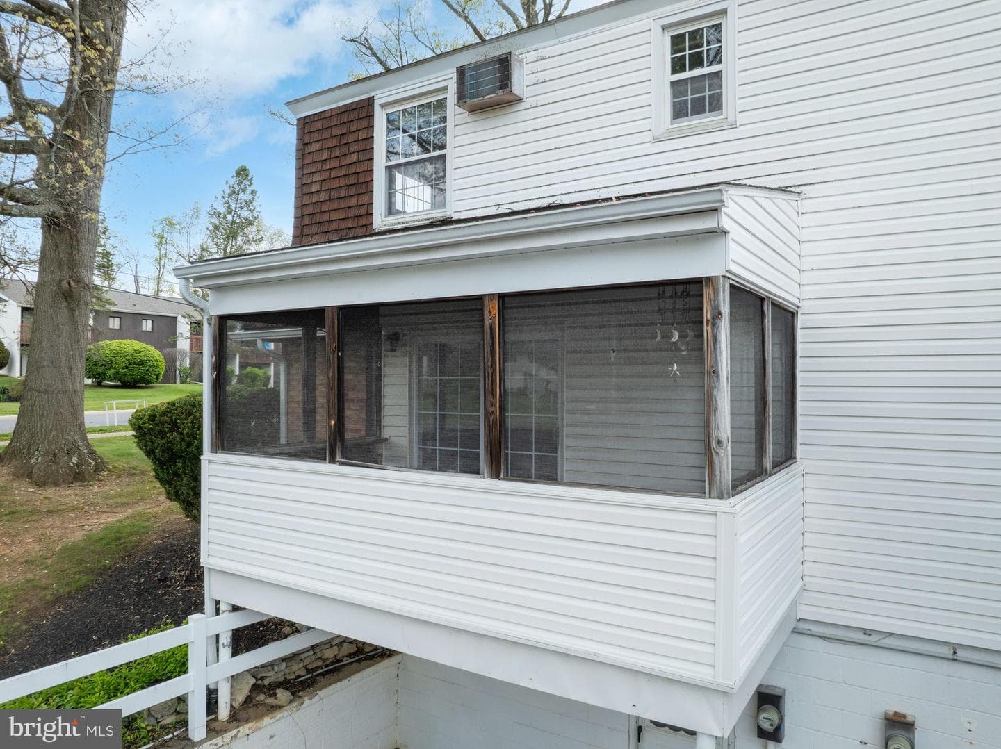 570 Galen Drive photo 38