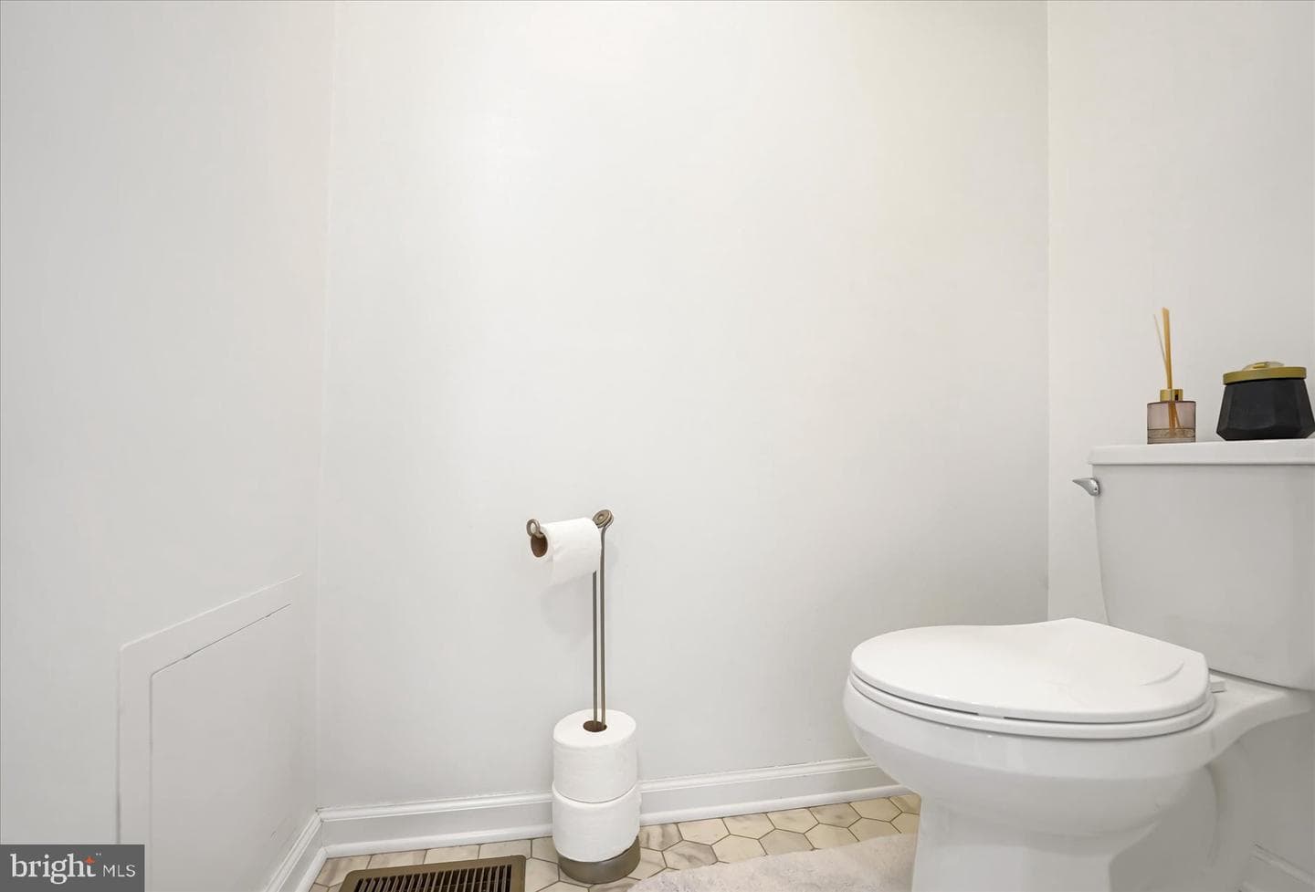 215 Glenndale Drive photo 28