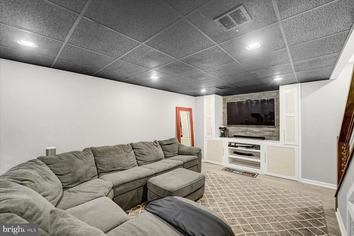215 Glenndale Drive photo 39