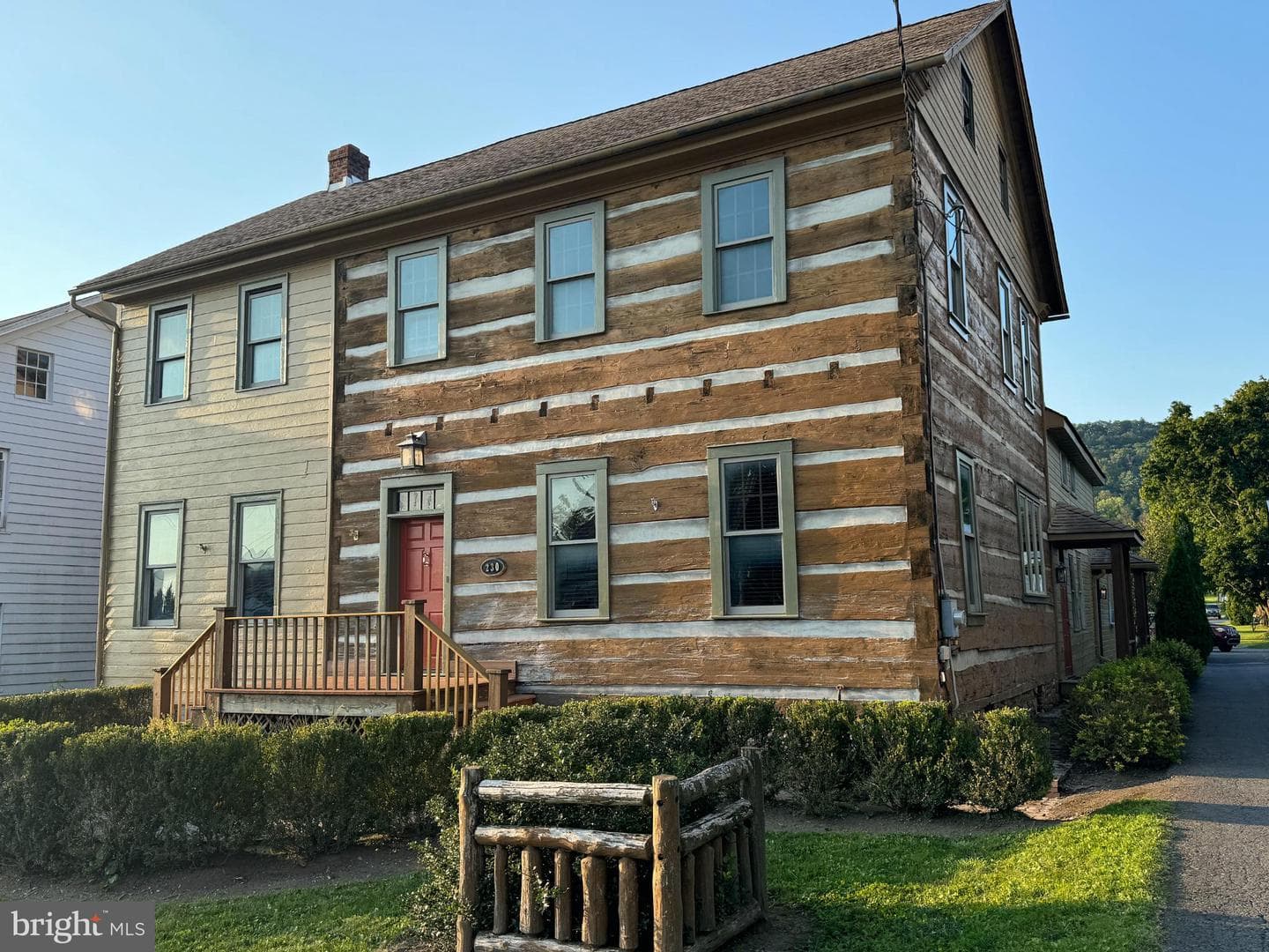 230 W Aaron Square, Aaronsburg