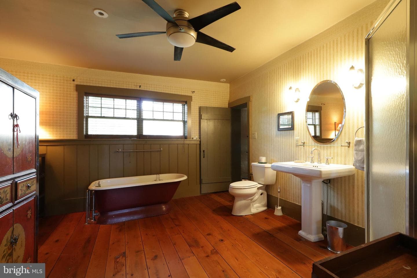 230 W Aaron Square photo 22
